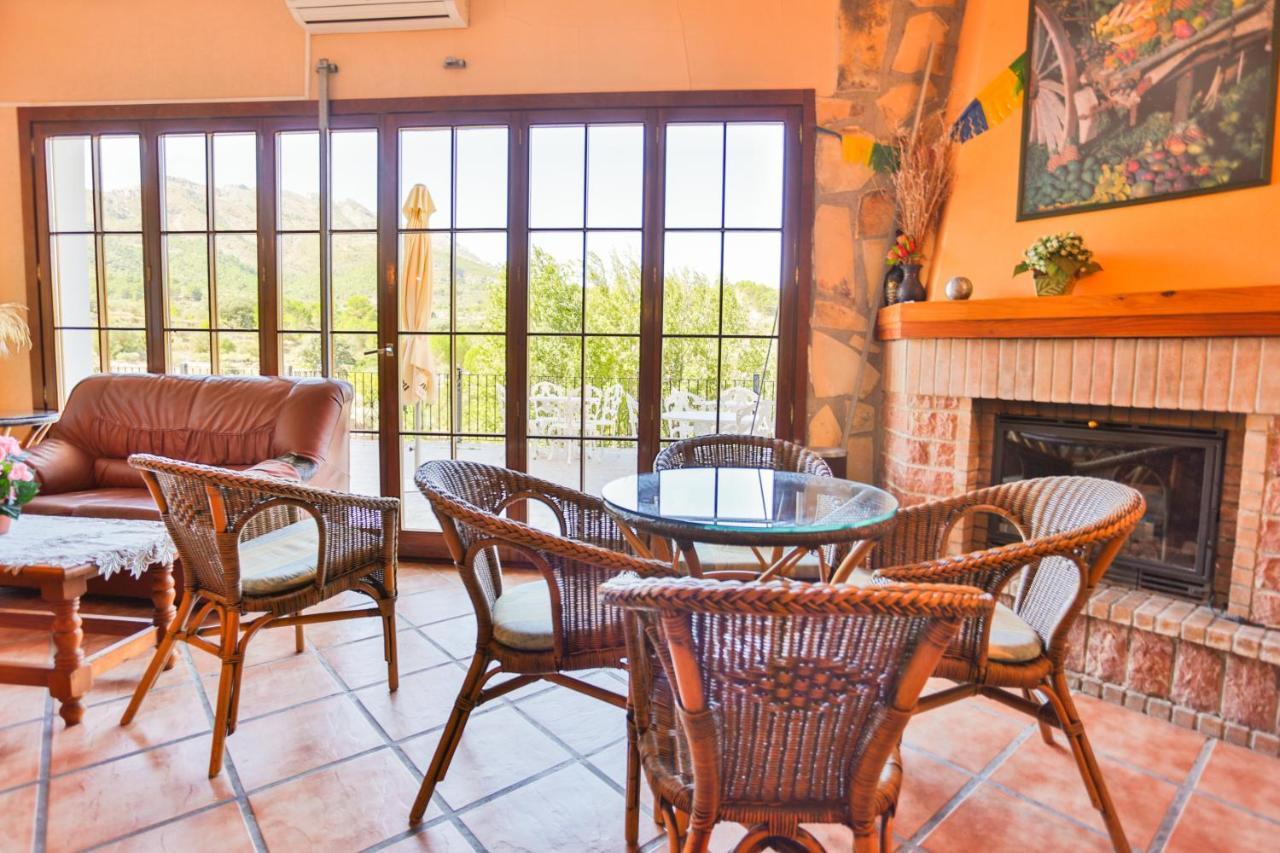 Hotel Rural Serrella Castell De Castells Экстерьер фото