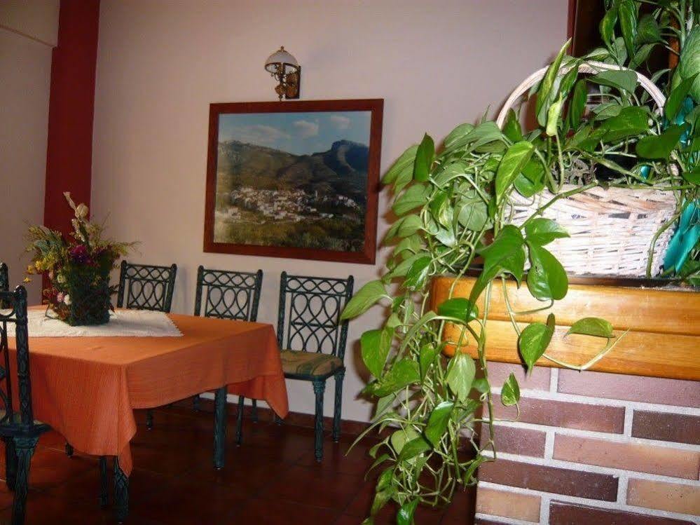 Hotel Rural Serrella Castell De Castells Экстерьер фото
